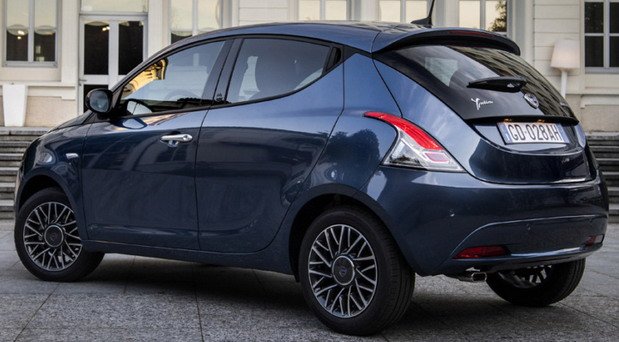 211032-lancia y 44.jpg, 73 KB