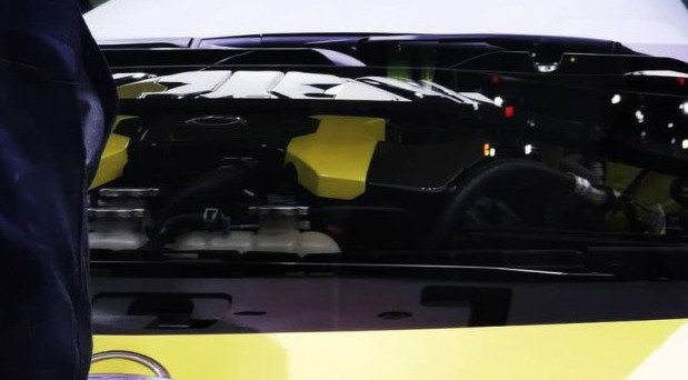 211069-nissan z 11.jpg, 42 KB