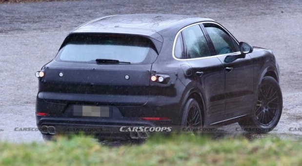 211198-porsche-cayenne 11.jpg, 60 KB