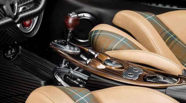 213041-pagani h 11.jpg, 67 KB