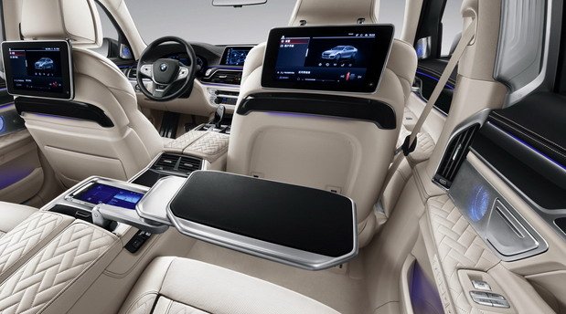 213431-bmw 7 11.jpg, 70 KB