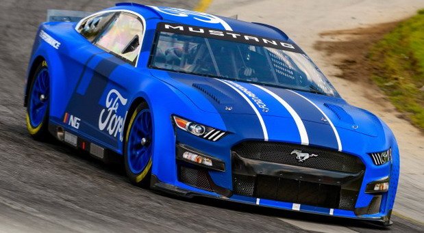 214025-nascar 1.jpg, 74 KB