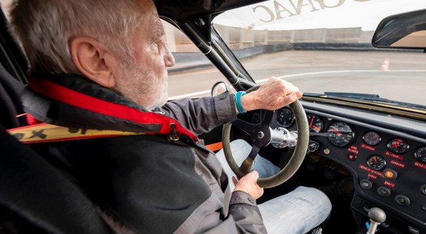 214351-porsche 924 111.jpg, 62 KB