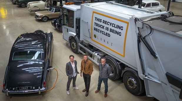 214959-lunaz 11.jpg, 72 KB