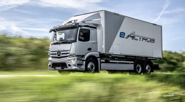 215815-mercedes a 1.jpg, 55 KB