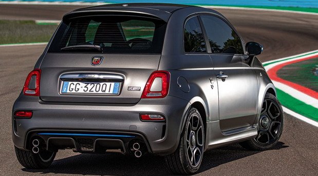 216329-abarth 595 11.jpg, 69 KB