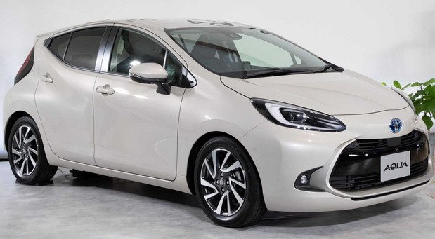 216437-toyota aqua 111.jpg, 53 KB