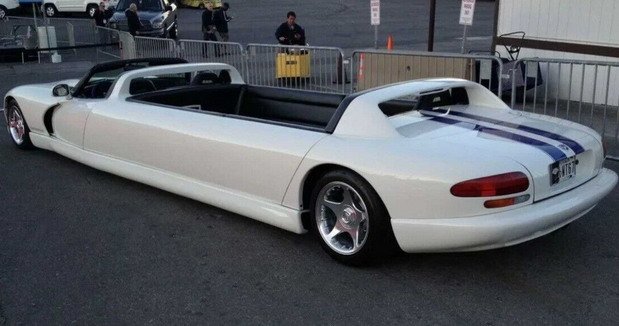 217510-dodge limo 11.jpg, 56 KB