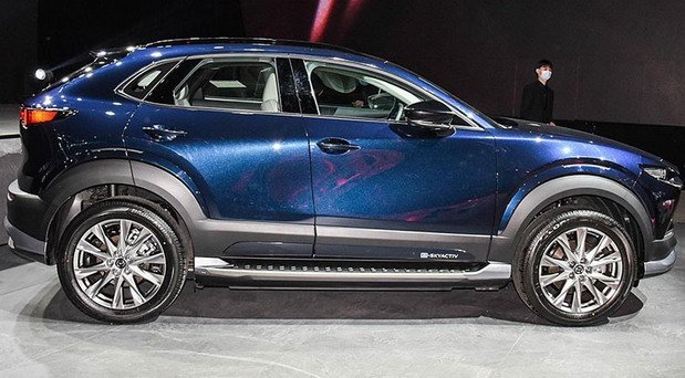 218679-mazda-cx-30 11.jpg, 76 KB