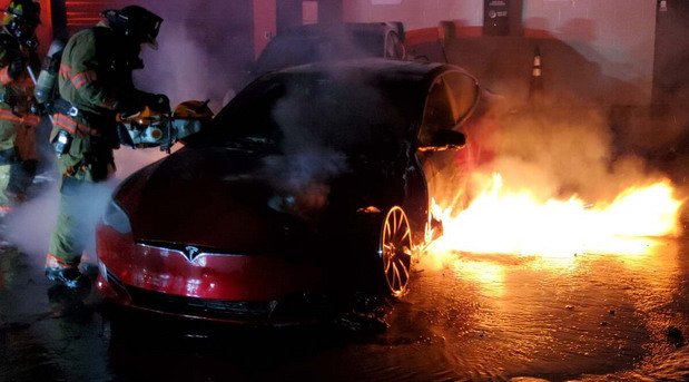 218792-tesla f 1.jpg, 56 KB