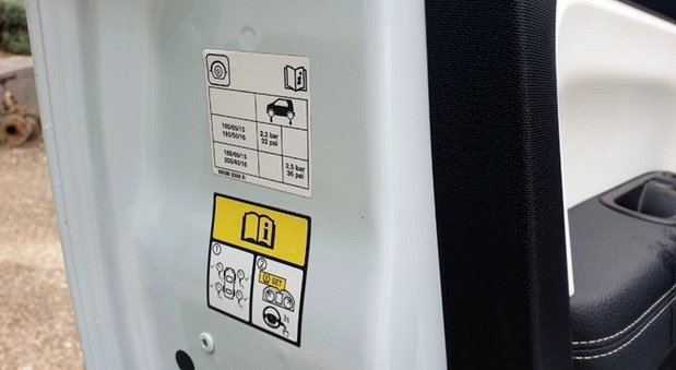 218938-nalepnica.jpg, 42 KB