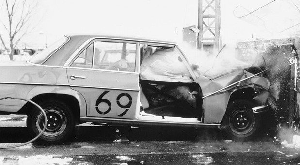 219216-mercedes ab 1.jpg, 60 KB