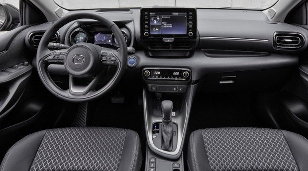 220681-mazda2 1111.jpg, 63 KB