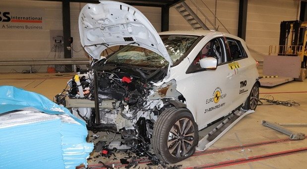 220721-renault zoe.jpg, 77 KB