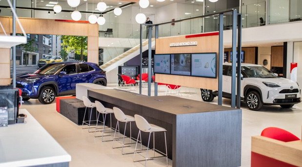 222800-toyota salon.jpg, 71 KB