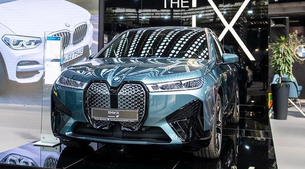 224685-bmw bg 1.jpg, 92 KB