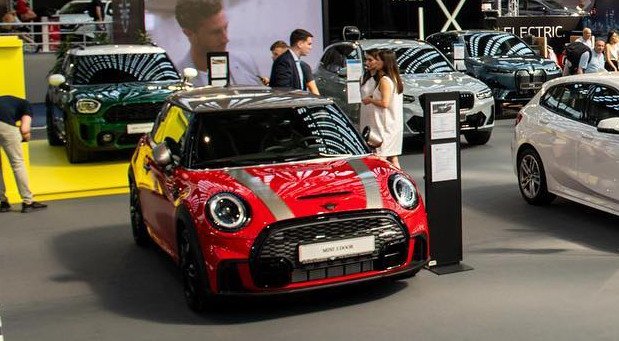 224691-mini bg 11.jpg, 80 KB