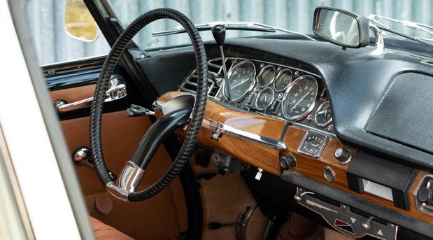225730-citroen ds 111.jpg, 71 KB