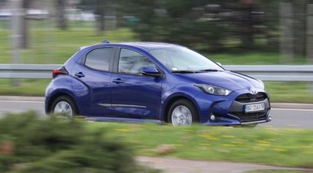 227130-toyota yaris am.jpg, 46 KB