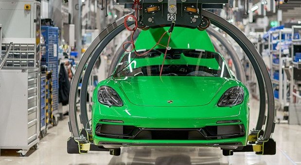227269-porsche 718.jpg, 83 KB