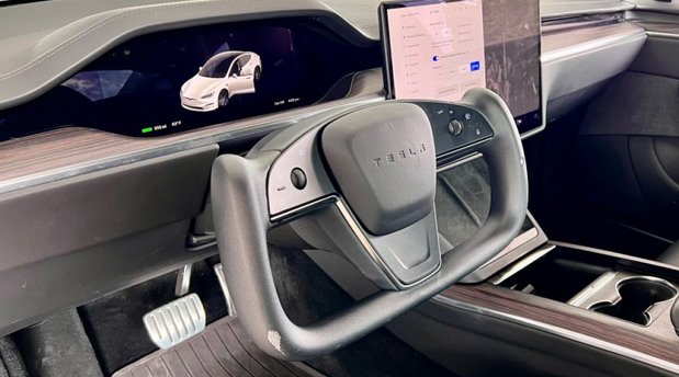 227662-tesla volan.jpg, 61 KB