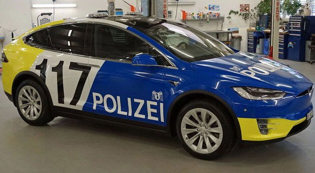 228375-tesla police.jpg, 73 KB