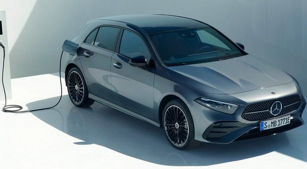 228568-Mercedes A 111.jpg, 45 KB