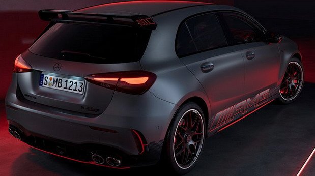 228577-Mercedes A45 AMG 11.jpg, 45 KB