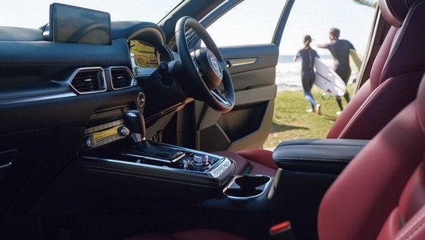 229372-mazda cx8 11.jpg, 55 KB