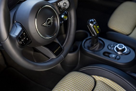 229727-mini e 1111.jpg, 47 KB