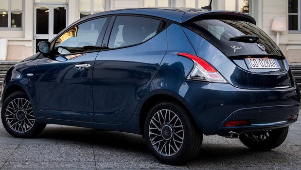 230189-Lancia Ypsilon 11.jpg, 74 KB