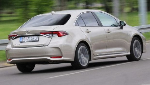230195-toyota corolla test.jpg, 45 KB