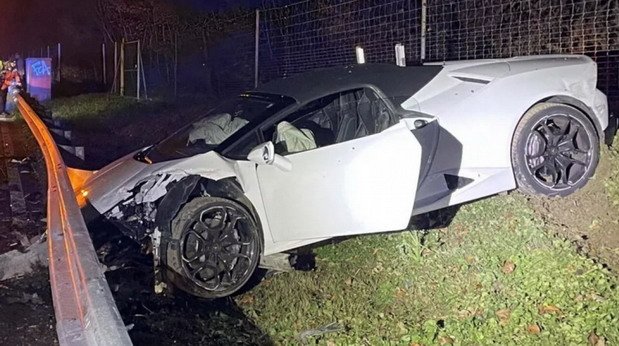 230765-lambo crash.jpg, 82 KB