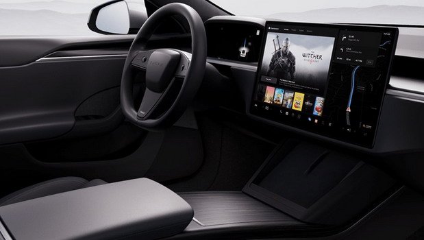 230909-tesla volan.jpg, 39 KB