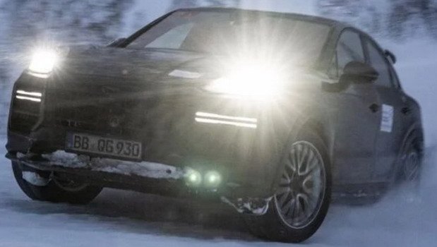 231716-porsche cayenne 55.jpg, 39 KB