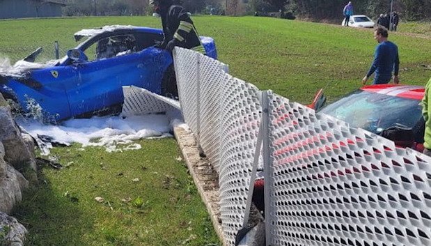 232315-ferrari crash 11.jpg, 96 KB