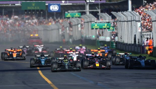 233032-f1 aus 11.jpg, 69 KB