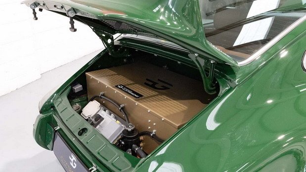 233046-eg 1.jpg, 66 KB