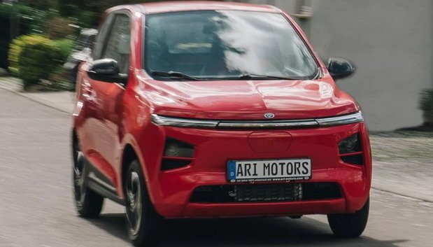 233205-ari 1.jpg, 54 KB