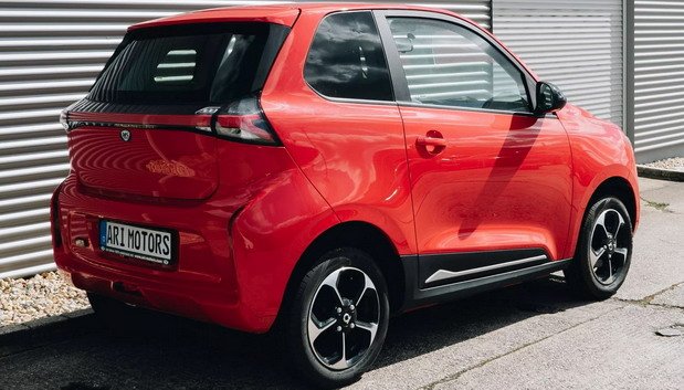 233207-ari 111.jpg, 75 KB