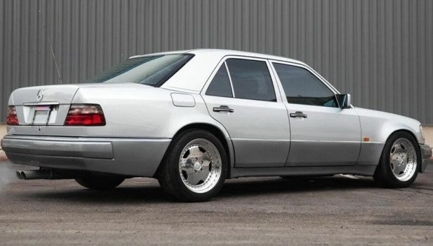 234015-mercedes e60 11.jpg, 48 KB