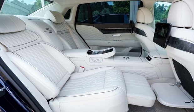 235940-genesis g90 111111.jpg, 60 KB