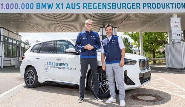 236141-bmw x1 r.jpg, 88 KB