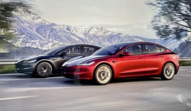236947-tesla 3 22.jpg, 66 KB