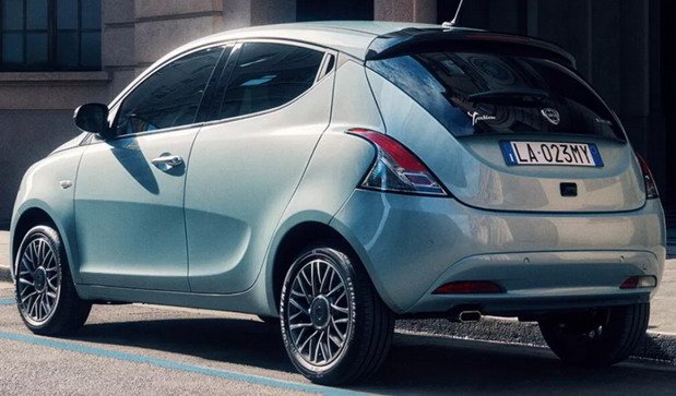 237123-lancia y 455.jpg, 66 KB