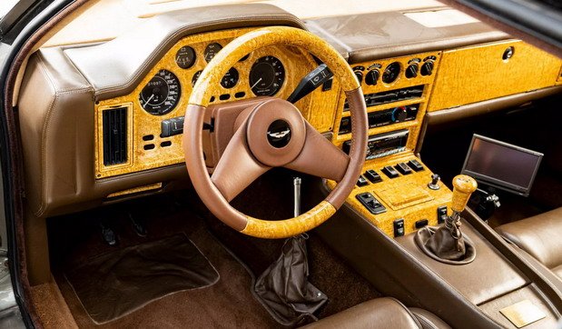 237556-aston v8 1.jpg, 85 KB