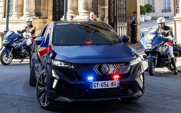 244369-renault r 1.jpg, 88 KB