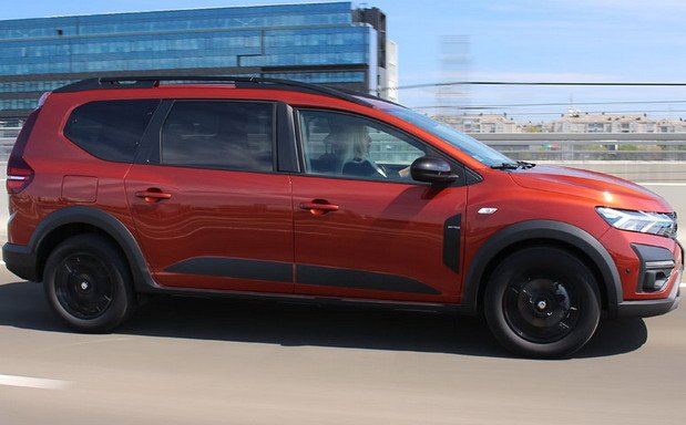 244656-dacia jogger am.jpg, 68 KB