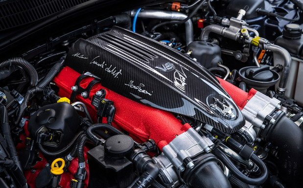 244661-maserati quattroporte 11.jpg, 99 KB