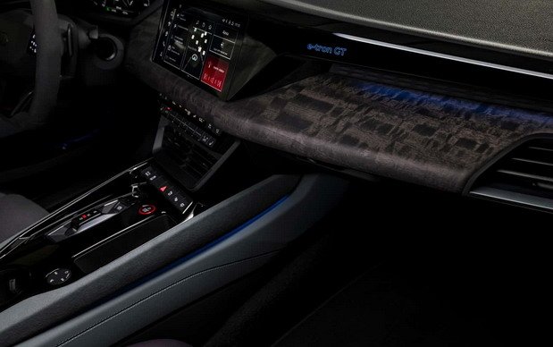 245646-audi e-tron 111.jpg, 48 KB